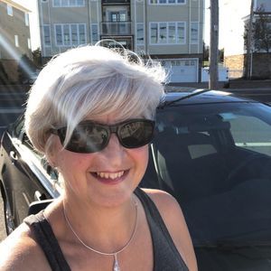 Meet your Posher, Erika